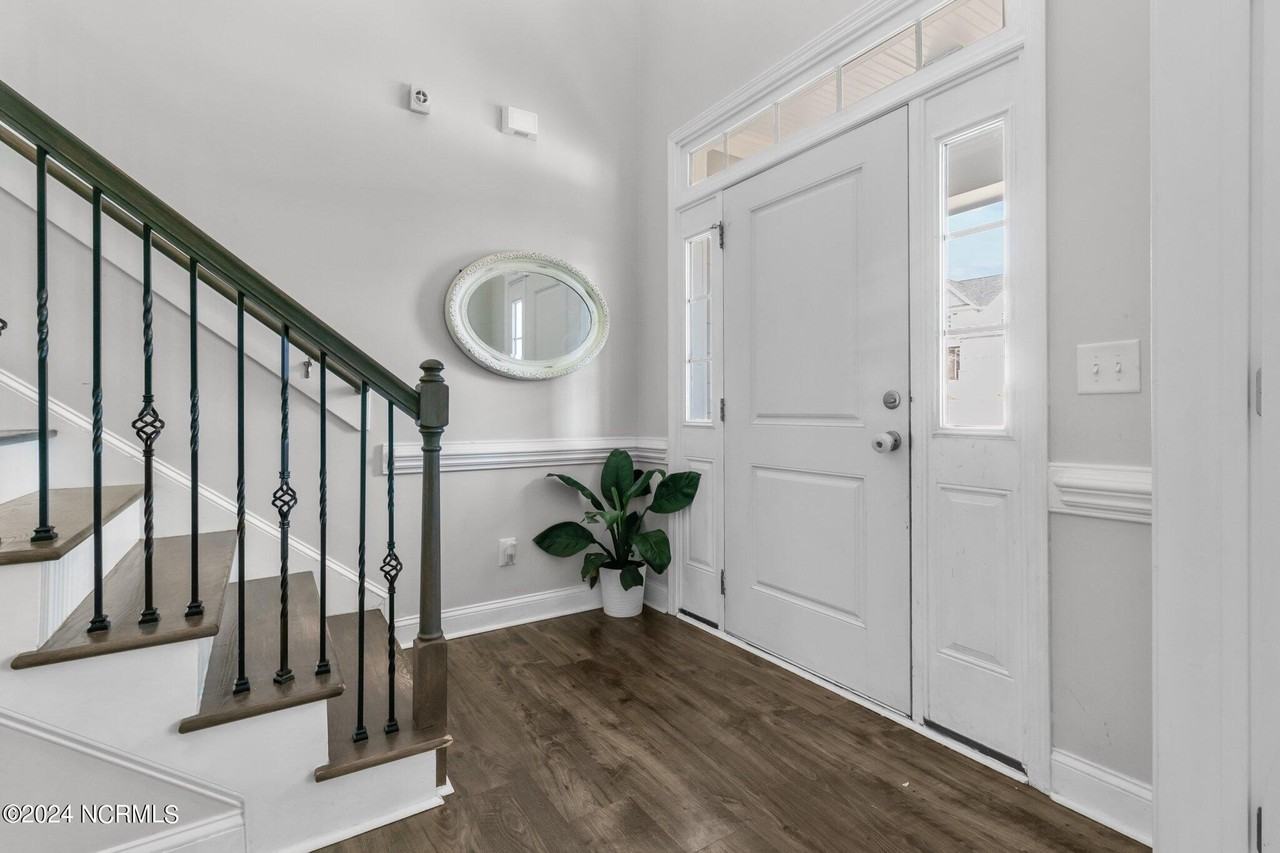 230 Parrish Ln - Photo 6 of 50