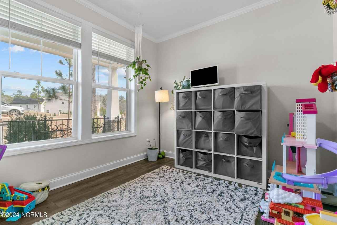 230 Parrish Ln - Photo 7 of 50