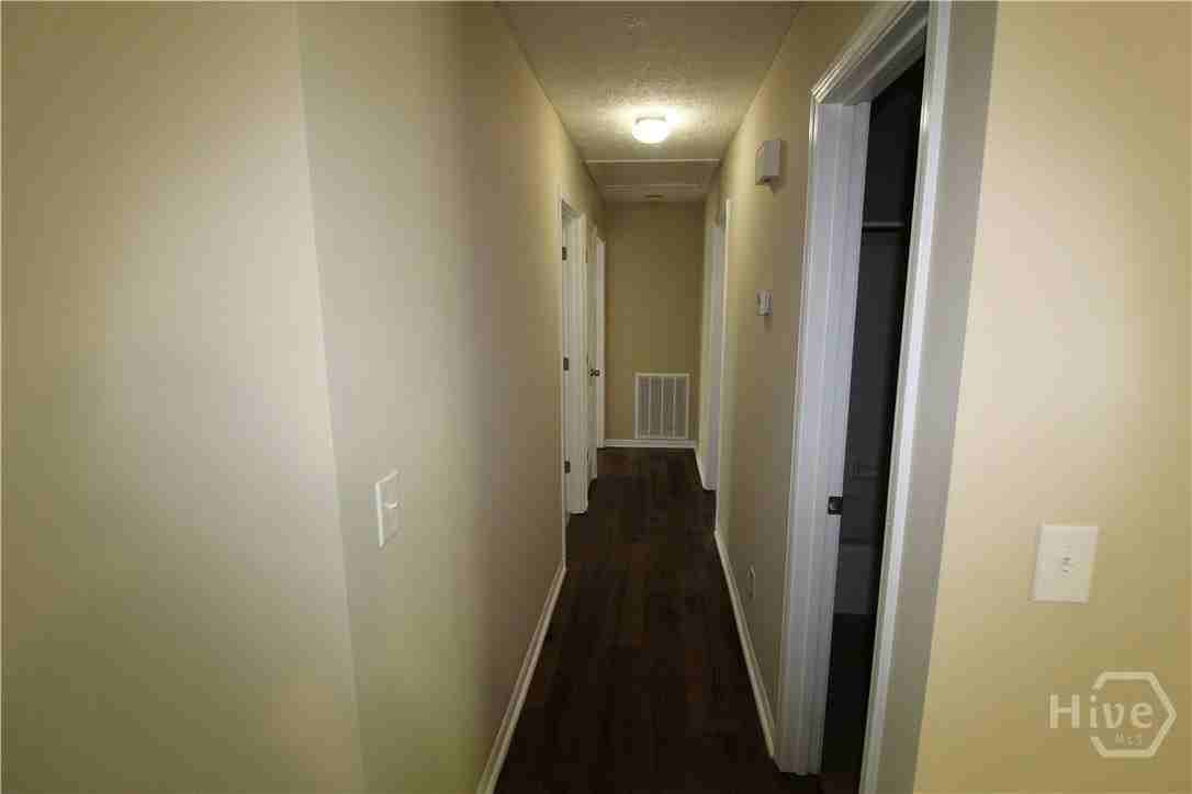 46 Hermitage Dr - Photo 6 of 20