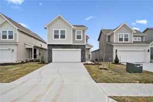 featured image of 8712 Sw Brickell Dr