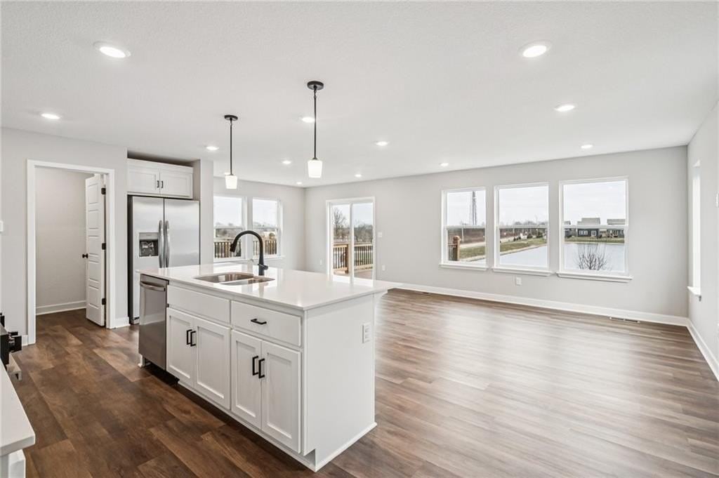 8712 Sw Brickell Dr - Photo 6 of 28