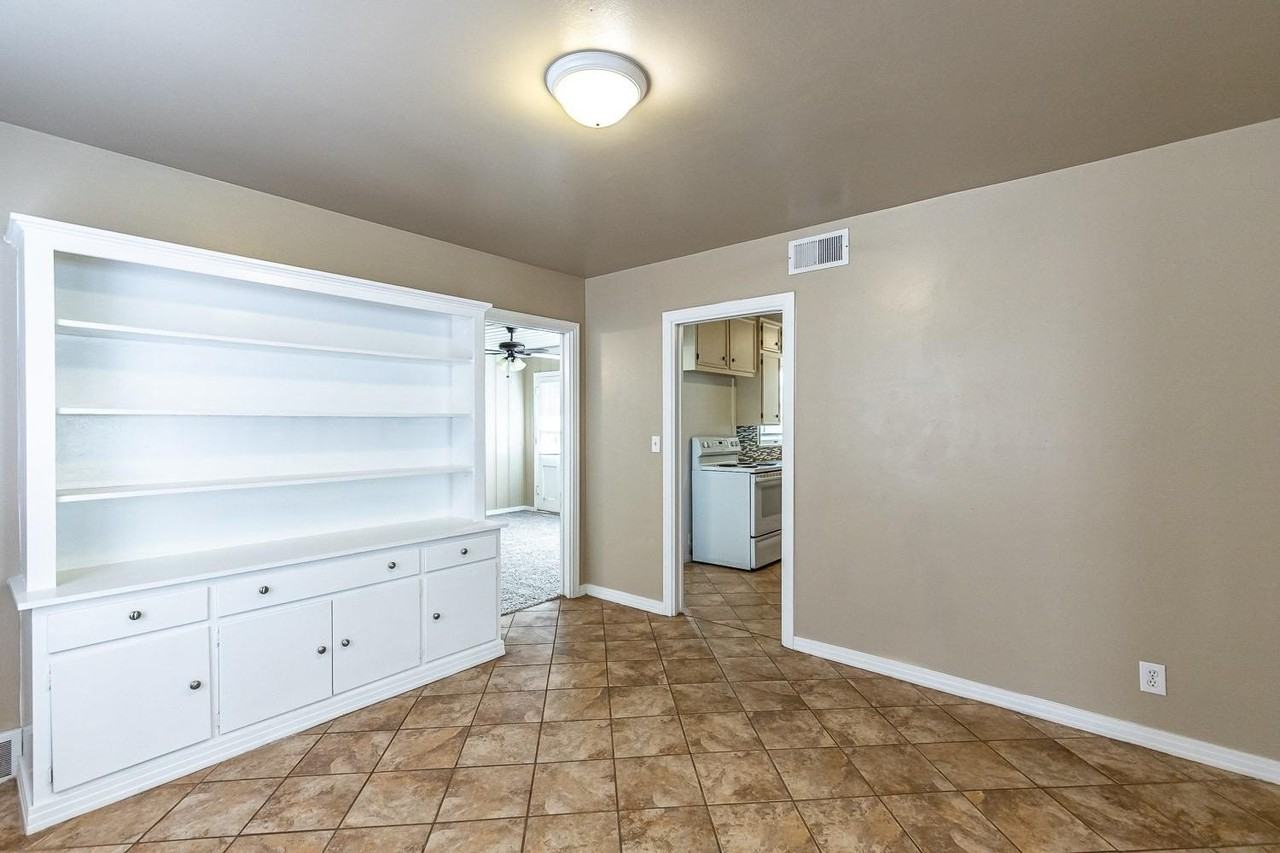 3708 27th St - Photo 6 of 23