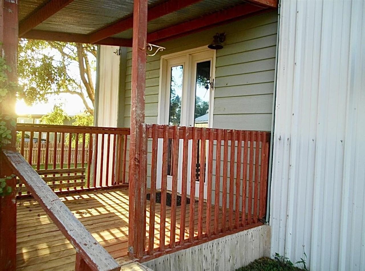 8707 Private Road 7355 - Photo 2 of 20