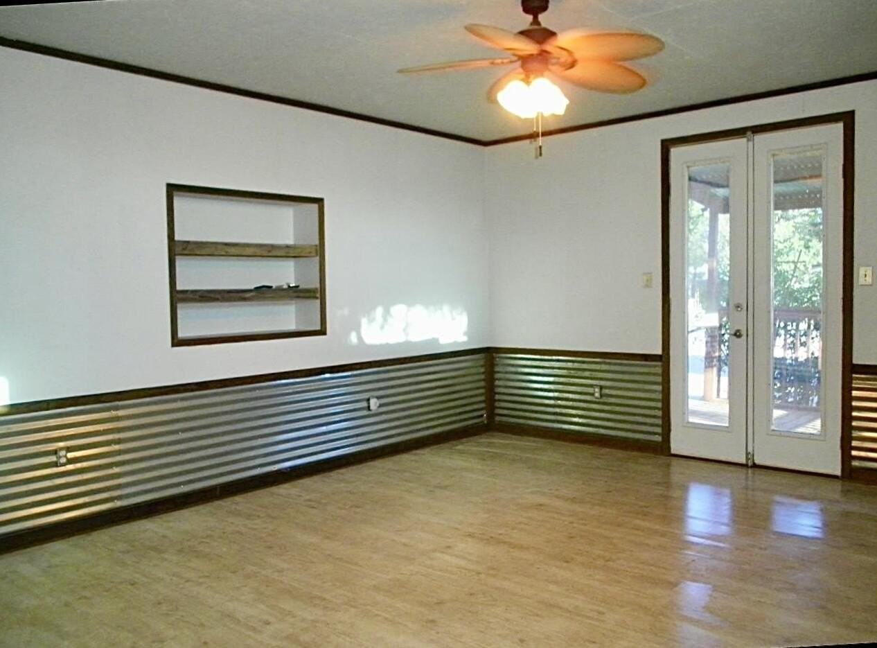 8707 Private Road 7355 - Photo 5 of 20