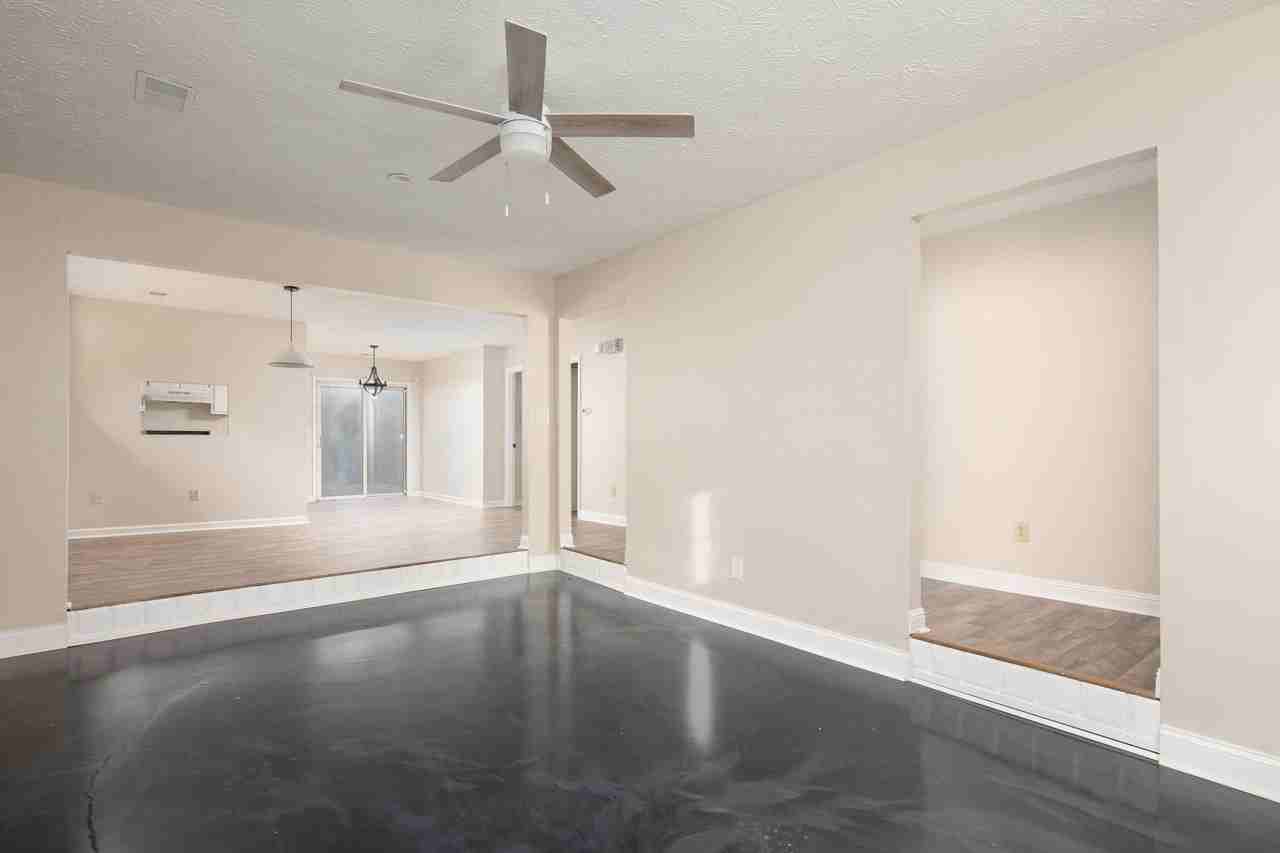 1470 Vintage Cir - Photo 5 of 18