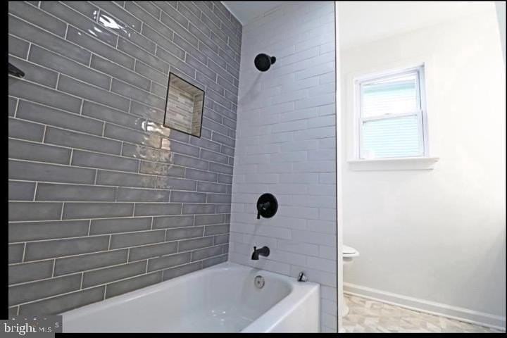 511 Corinthian Ave - Photo 6 of 7