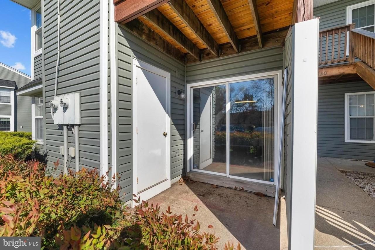 8630 Beekman Pl Unit A - Photo 3 of 20