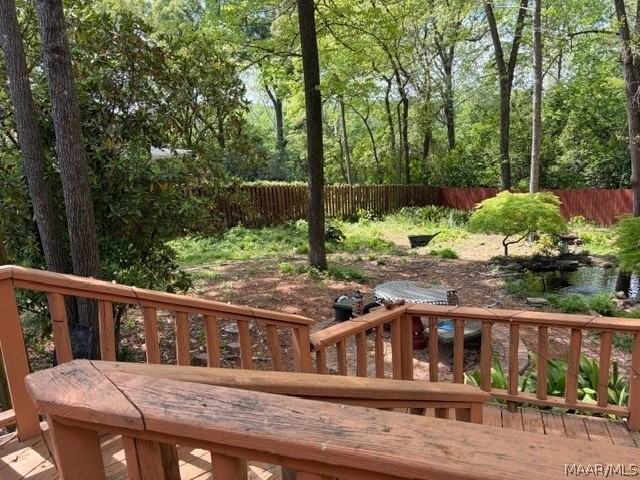 931 Whitehall Pkwy - Photo 7 of 9