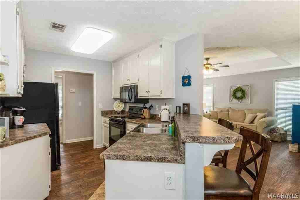 7091 Buckram Oak Dr - Photo 7 of 35