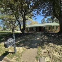 featured image of 5364 Santa Monica St