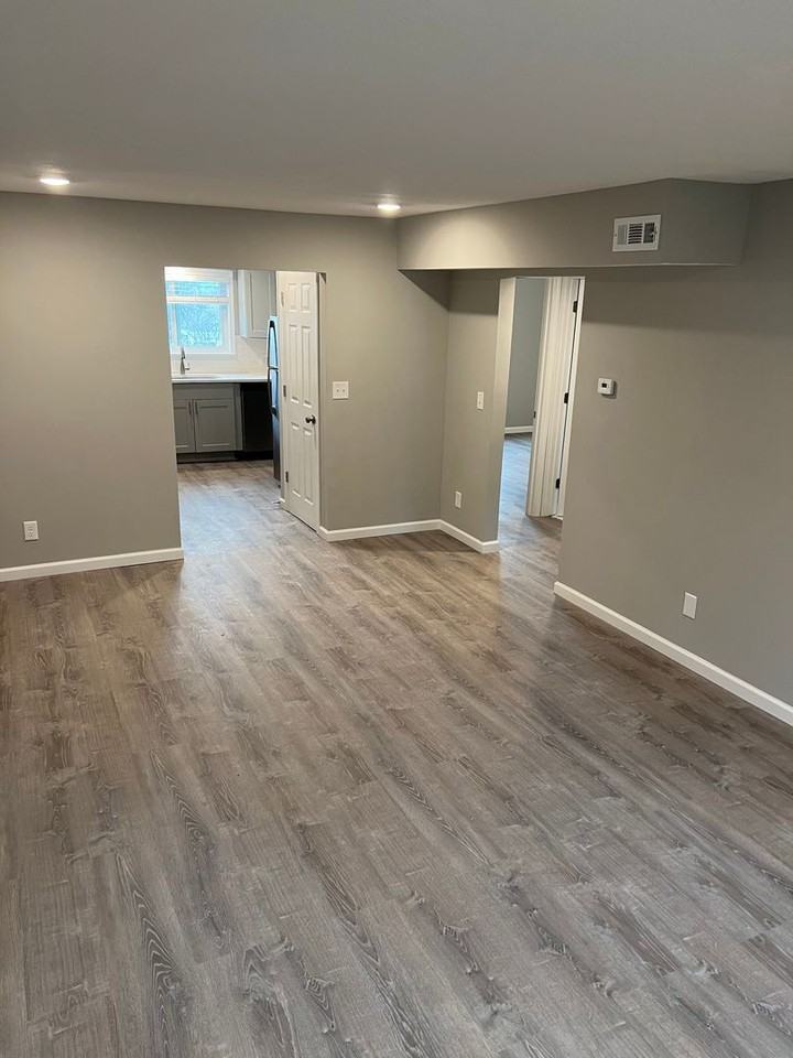 The State - Photo 6 of 11