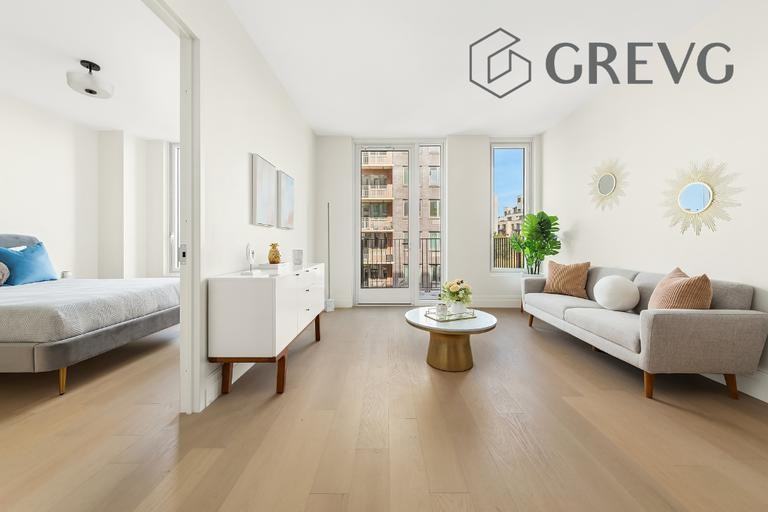 3055 Vernon Blvd - Photo 2 of 10