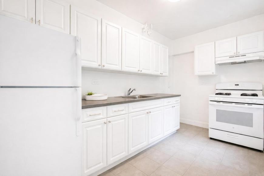 105 Pinehurst Ave - Photo 7 of 8