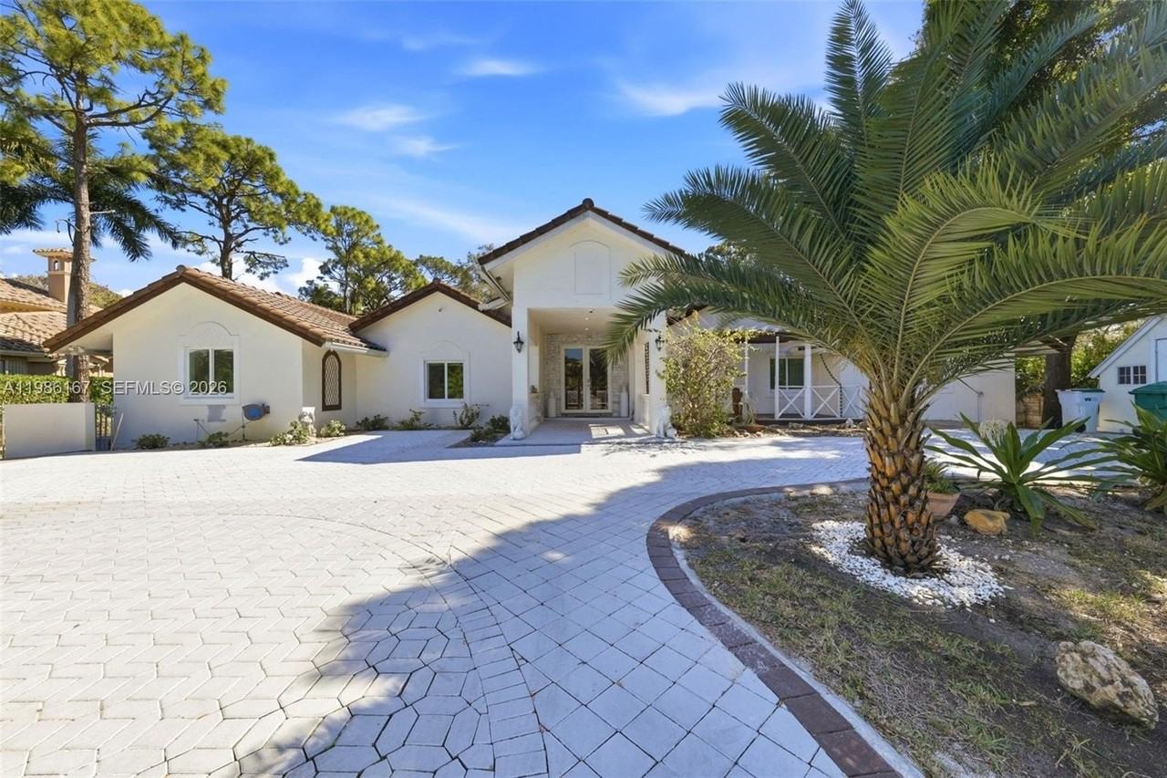 6344 Nw 74th Ter