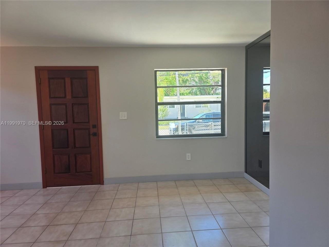 2331 Sw 31st Ave #2331 - Photo 5 of 27