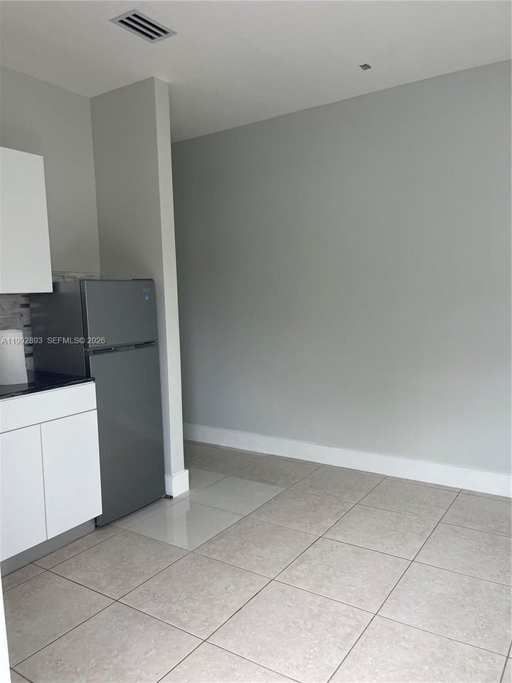 14554 Sw 161st Ct - Photo 2 of 11