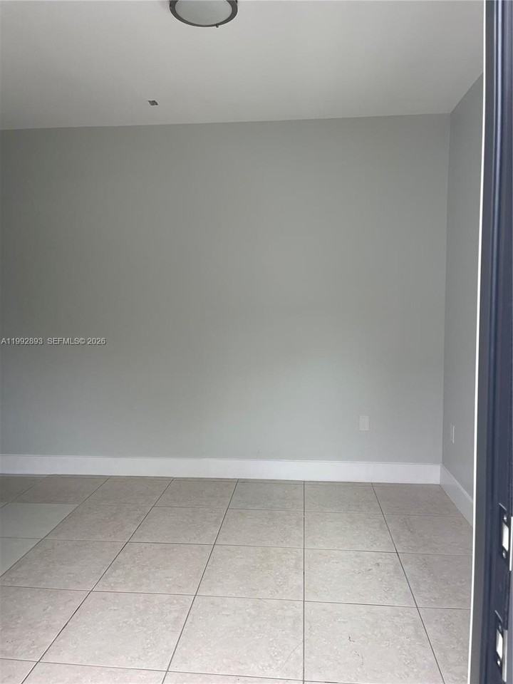 14554 Sw 161st Ct - Photo 6 of 11