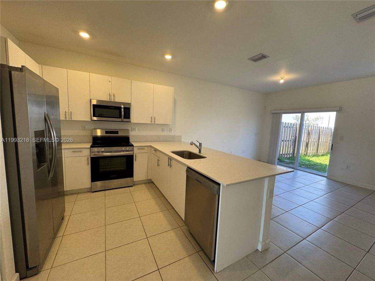 16227 Sw 292nd St - Photo 7 of 28