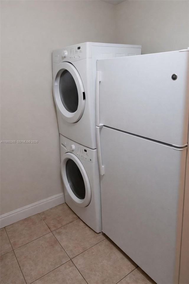 3748 N University Dr #A8 - Photo 5 of 9