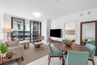 488 Ne 18th St #909 - Photo 1 of 1