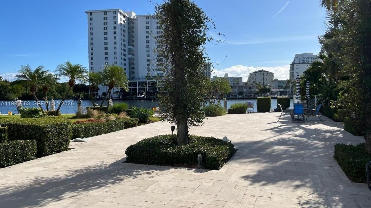 888 Intracoastal Dr #6E - Photo 4 of 24