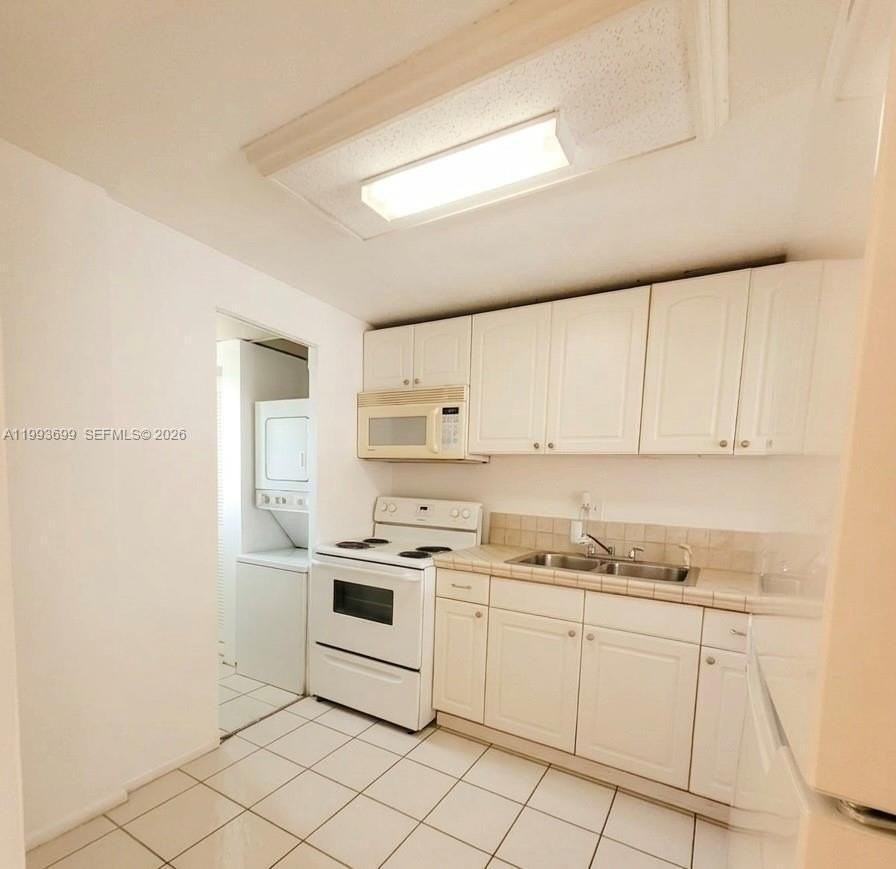 7900 Colony Cir S #303 - Photo 6 of 14