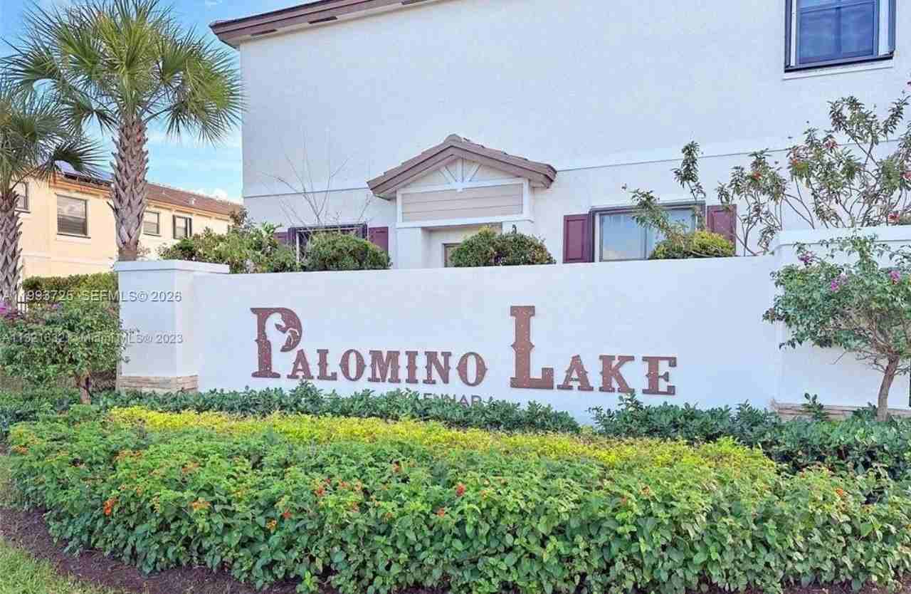 5942 Mustang Mnr - Photo 2 of 31