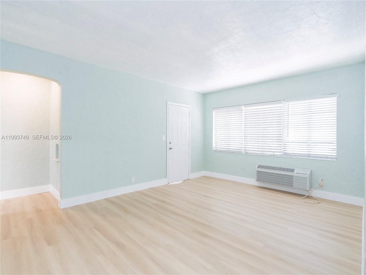 7635 Dickens Ave #3 - Photo 3 of 9