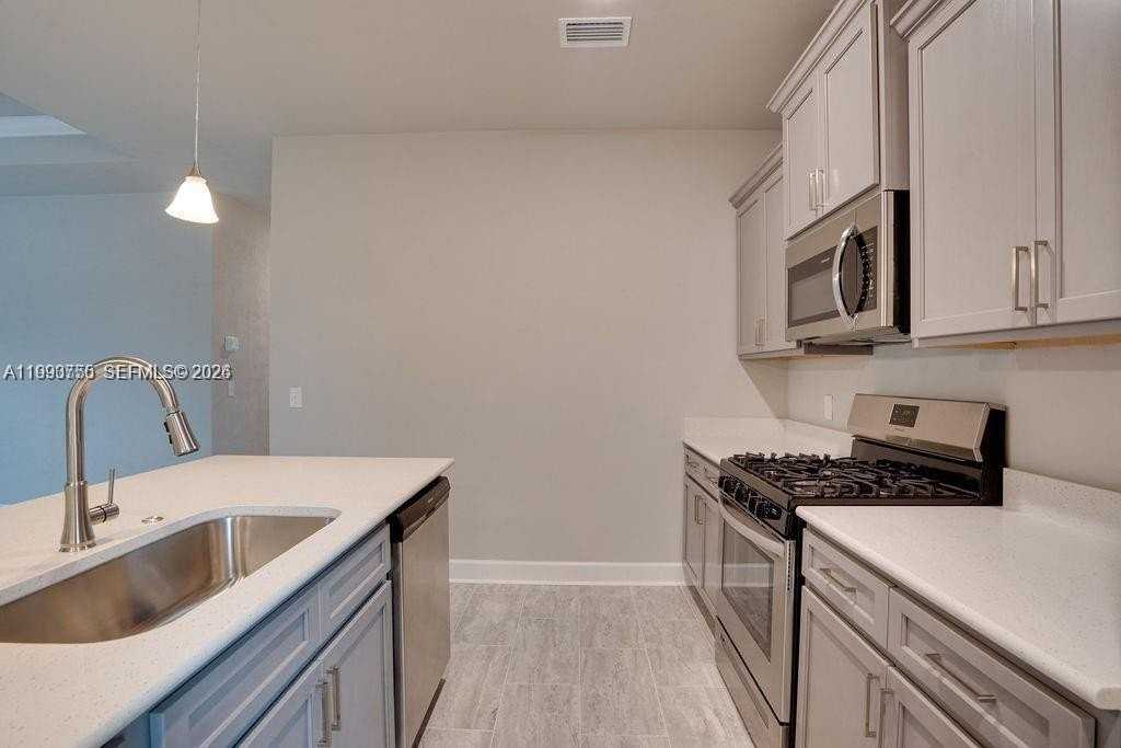 24722 Sw 21st Ln #0 - Photo 6 of 27