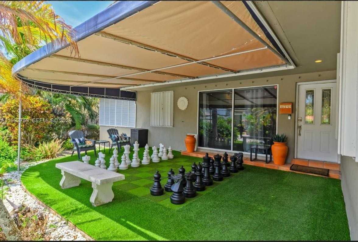 1799 Marietta Dr - Photo 5 of 23