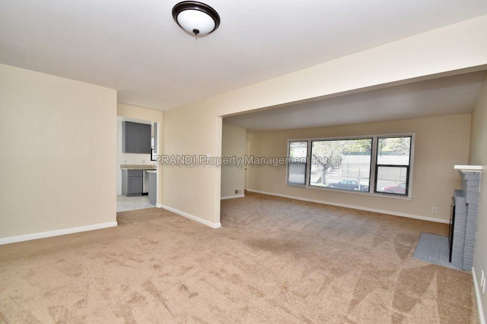 240 Woodland Ave - Photo 3 of 16