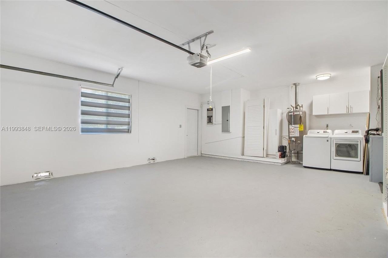 11011 Sw 110th Rd - Photo 5 of 15