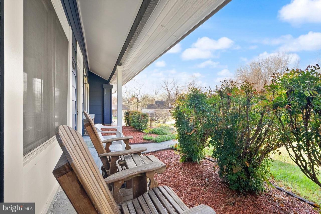 4435 Flintstone Rd #1 - Photo 4 of 44