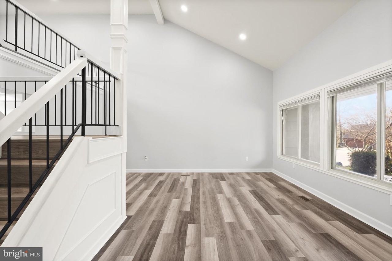 4435 Flintstone Rd #1 - Photo 6 of 44