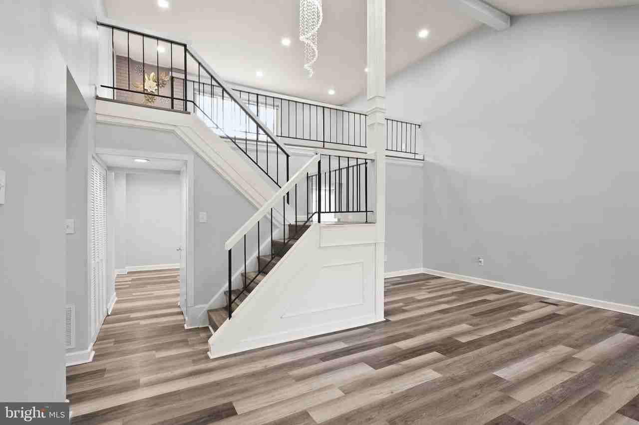 4435 Flintstone Rd #1 - Photo 7 of 44