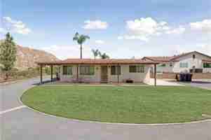 featured image of 10374 Lake Summit Dr #1