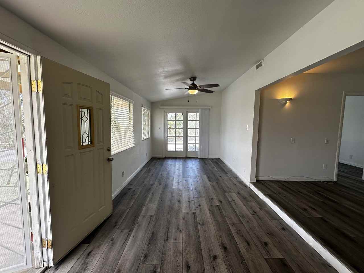 10374 Lake Summit Dr #1 - Photo 5 of 14