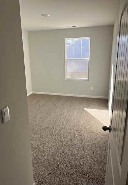 London Court #1 - Photo 5 of 16