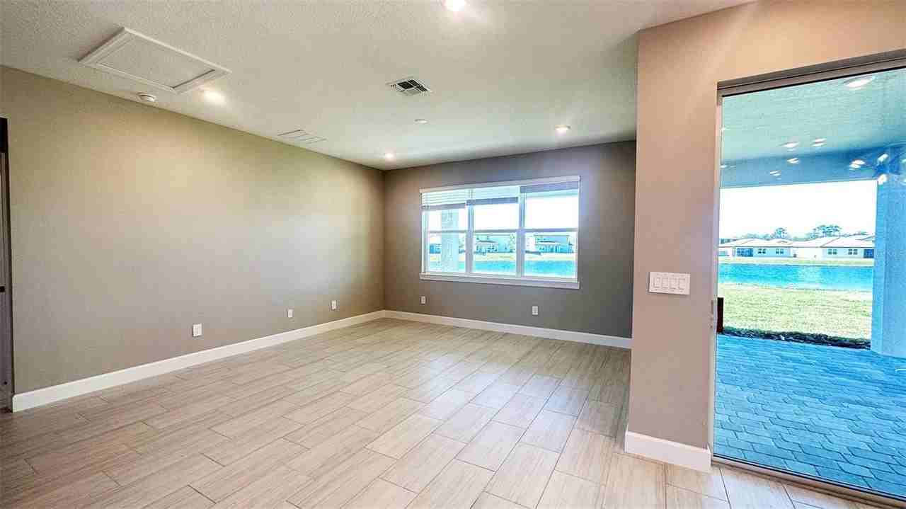 3806 Savanna Palms Ct - Photo 5 of 50