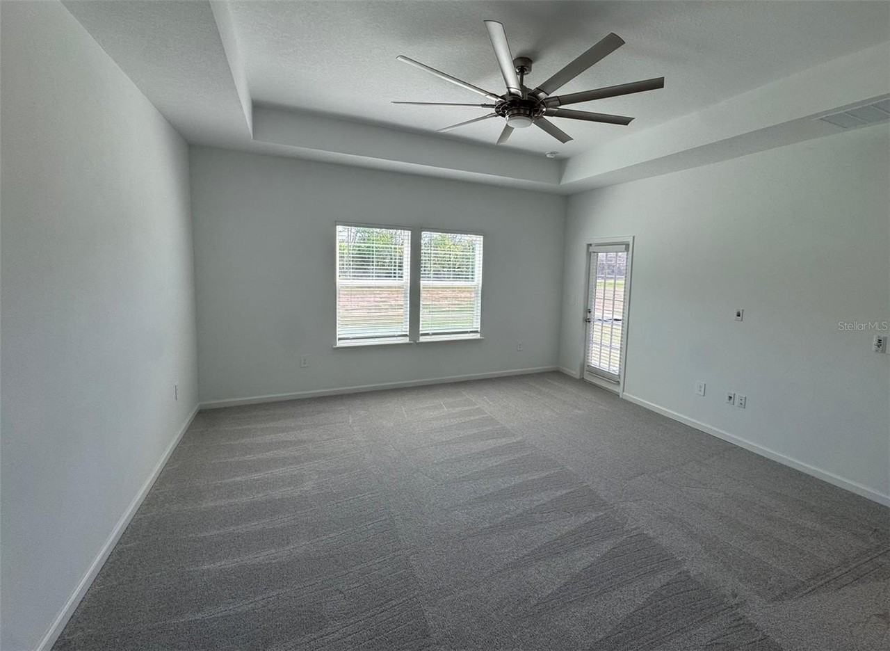 13717 Nw Convergence Blvd - Photo 7 of 19