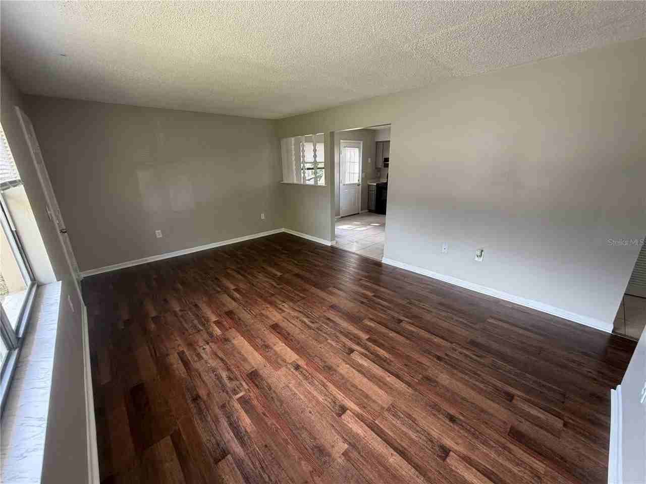 116 Shannon Dr - Photo 4 of 16