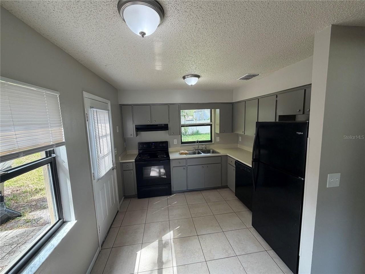 116 Shannon Dr - Photo 6 of 16