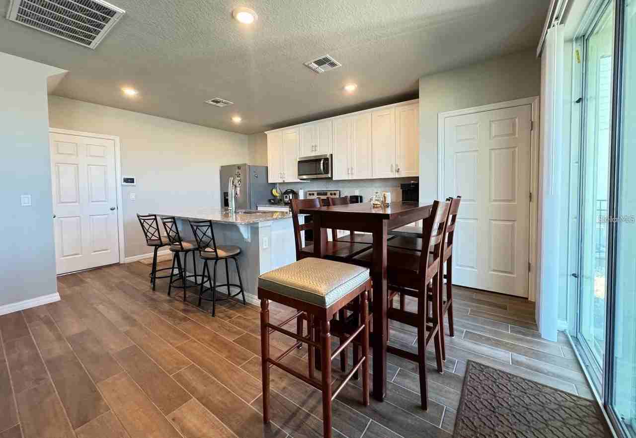 520 Whistling Duck Trl - Photo 2 of 8