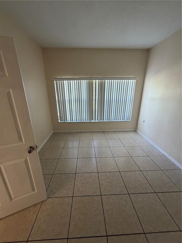 48 Cordona Dr - Photo 6 of 47