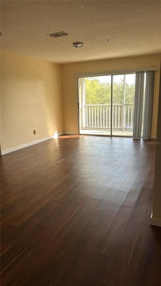 3950 Southpointe Dr #418 - Photo 5 of 12