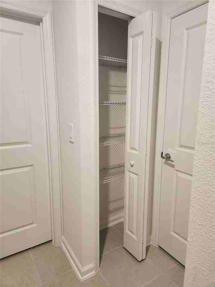 3060 Armstrong Ave #B - Photo 7 of 13