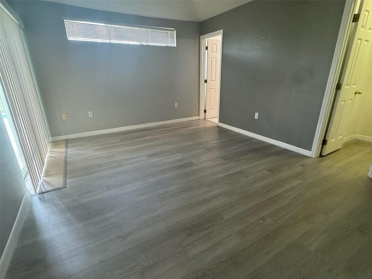 611 Casterton Cir - Photo 7 of 24