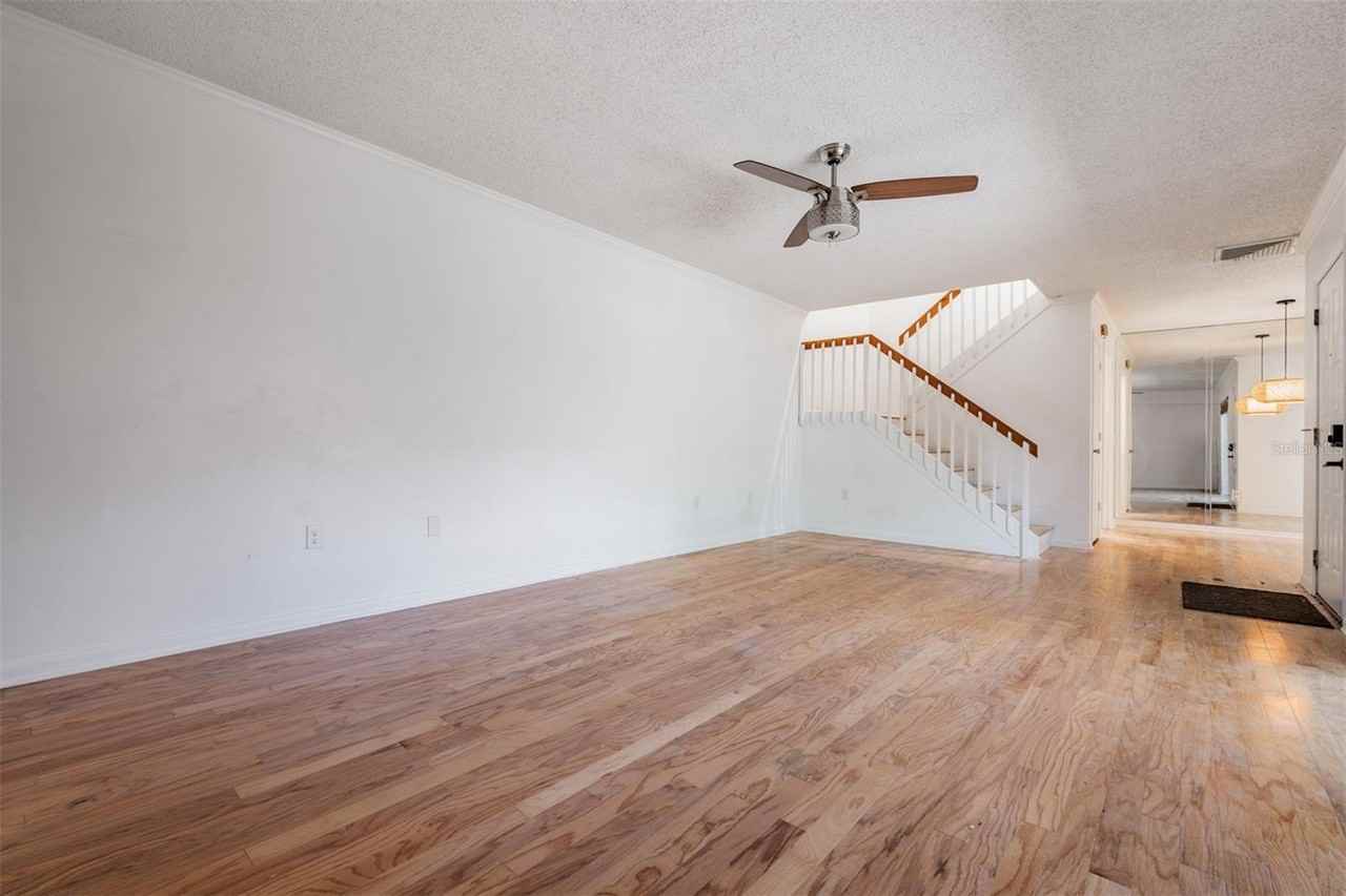 2710 4th Ct #71D - Photo 3 of 34