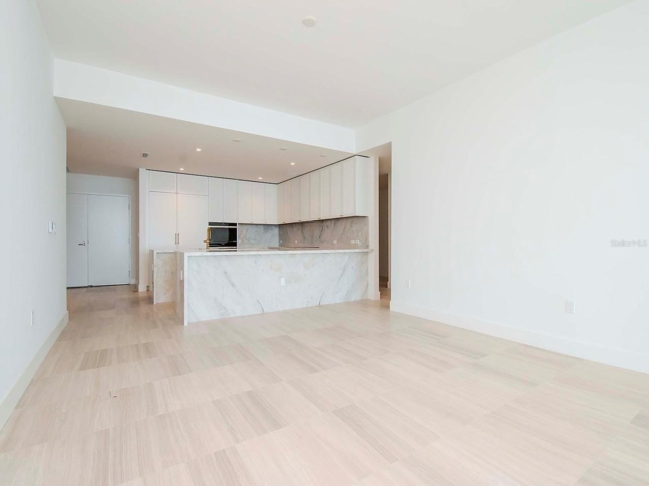 3101 BAYSHORE BLVD STREET #1102 - Photo 4 of 50