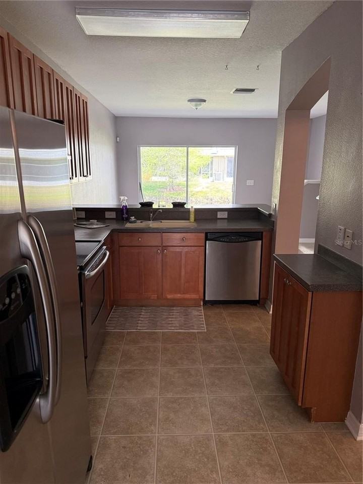 16344 Swan View Cir - Photo 3 of 14